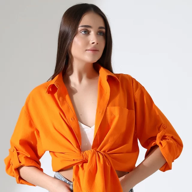Turuncu Oversize Kalıp Keten Kumaş Aplike Cepli Apoletli Kadın GömlekDaha Fazlası İçin
www.gomlekciniz.com.tr